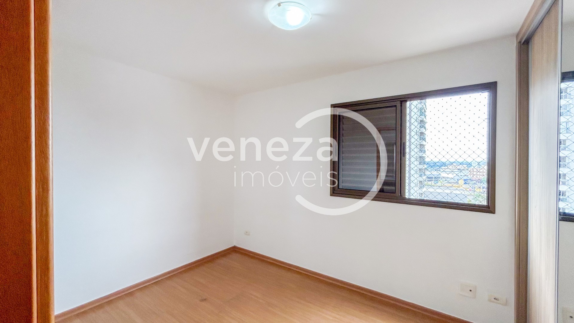Apartamento para locação no bairro Centro de Londrina - Foto 7
