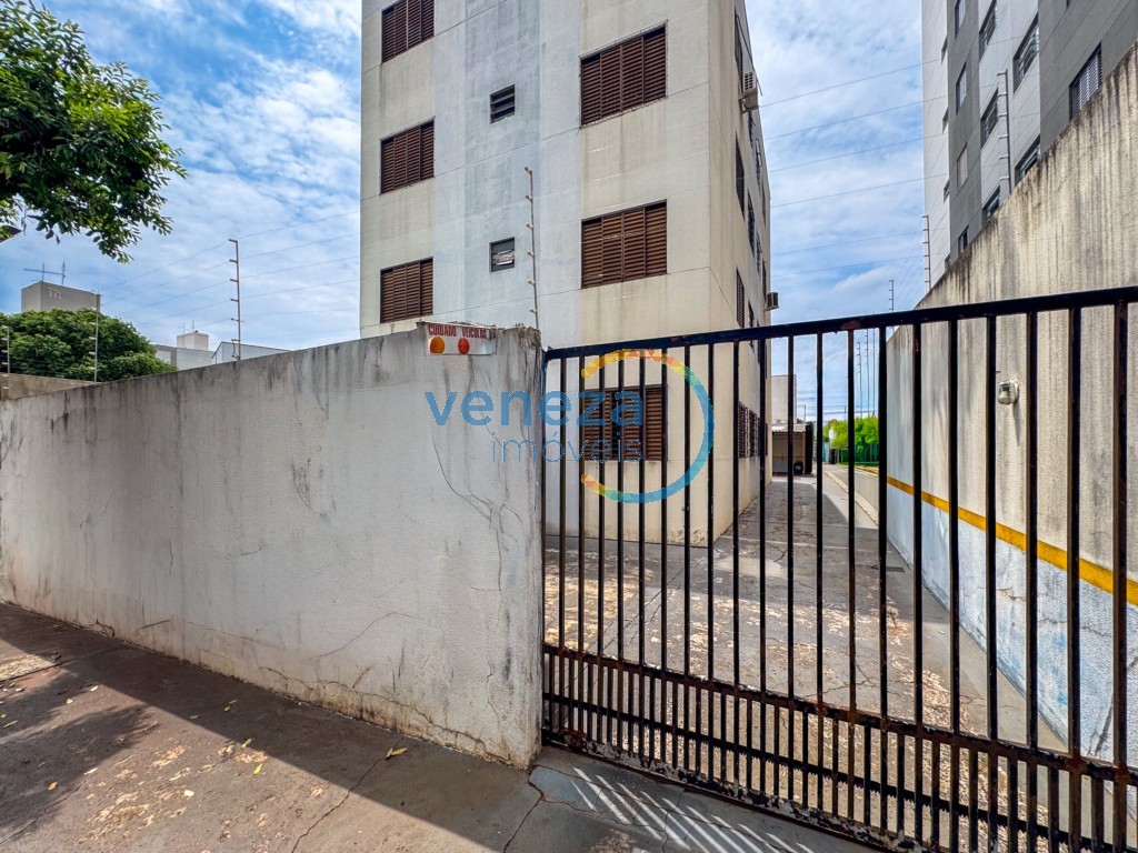 Apartamento para locacao no Jardim Vilas Boas em Londrina com 93,75m² por R$ 1.300