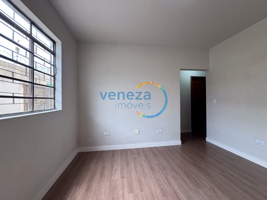 Apartamento para locacao no Jardim Vilas Boas em Londrina com 93,75m² por R$ 1.300