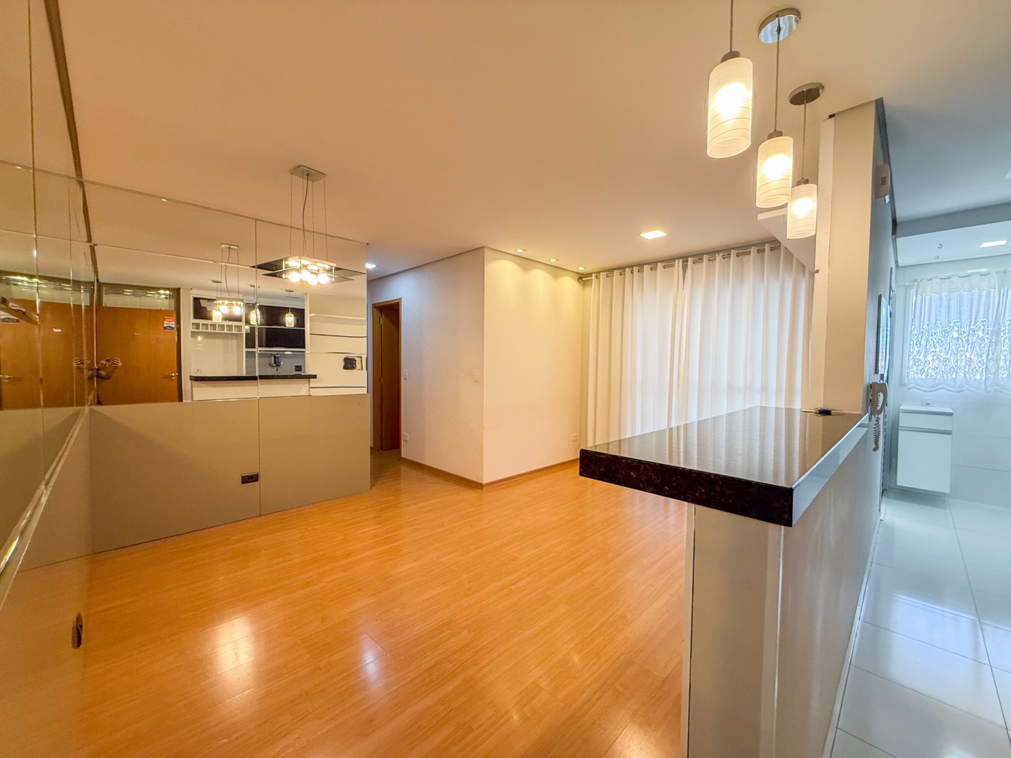 Apartamento para locacao no Petropolis em Londrina com 95,03m² por R$ 3.200