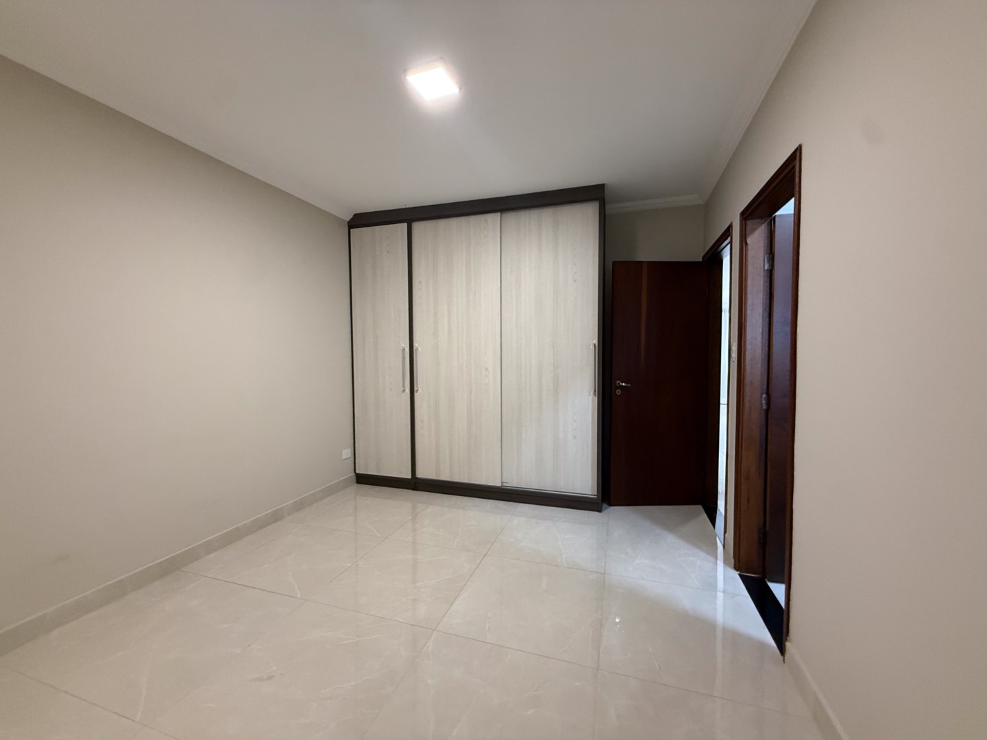 Casa Residencial para locação no bairro Jardim Taruma de Londrina - Foto 22