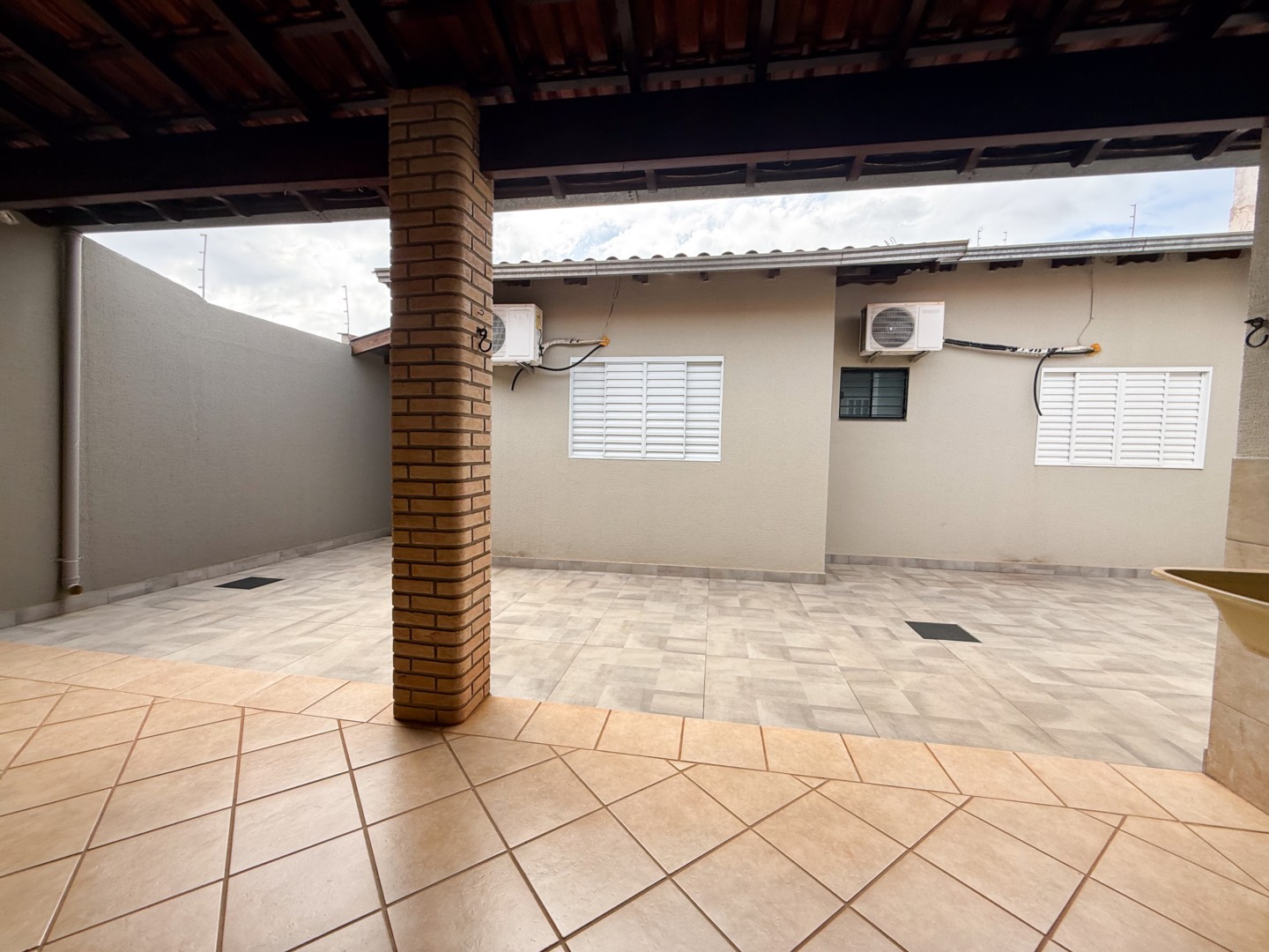 Casa Residencial para locação no bairro Jardim Taruma de Londrina - Foto 33