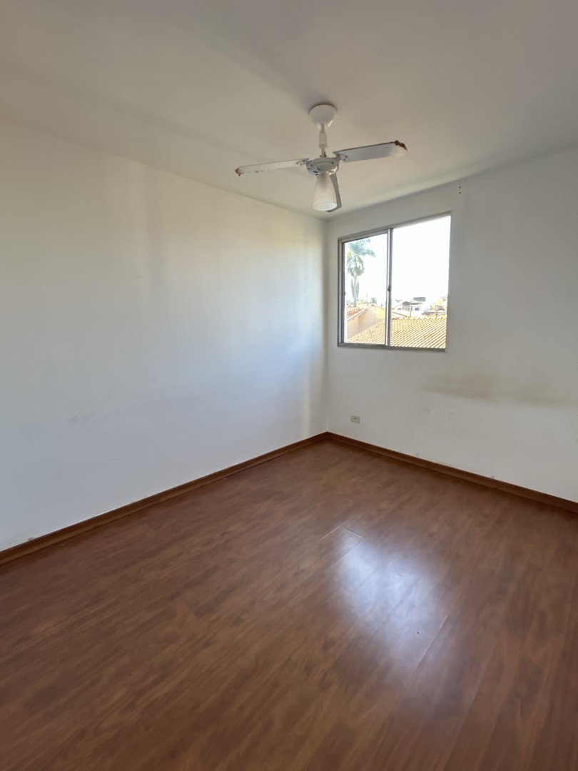 Apartamento para locacao no Jamaica em Londrina com 77,62m² por R$ 1.200
