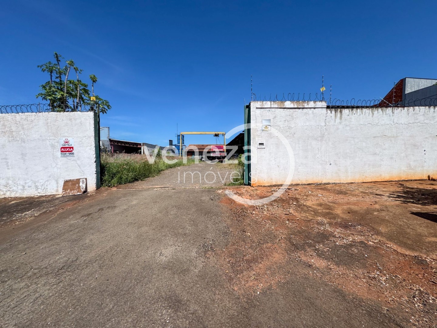 Galpão/Depósito/Armazém para alugar em Conjunto Habitacional Jos, Londrina — Portal Chave Fácil