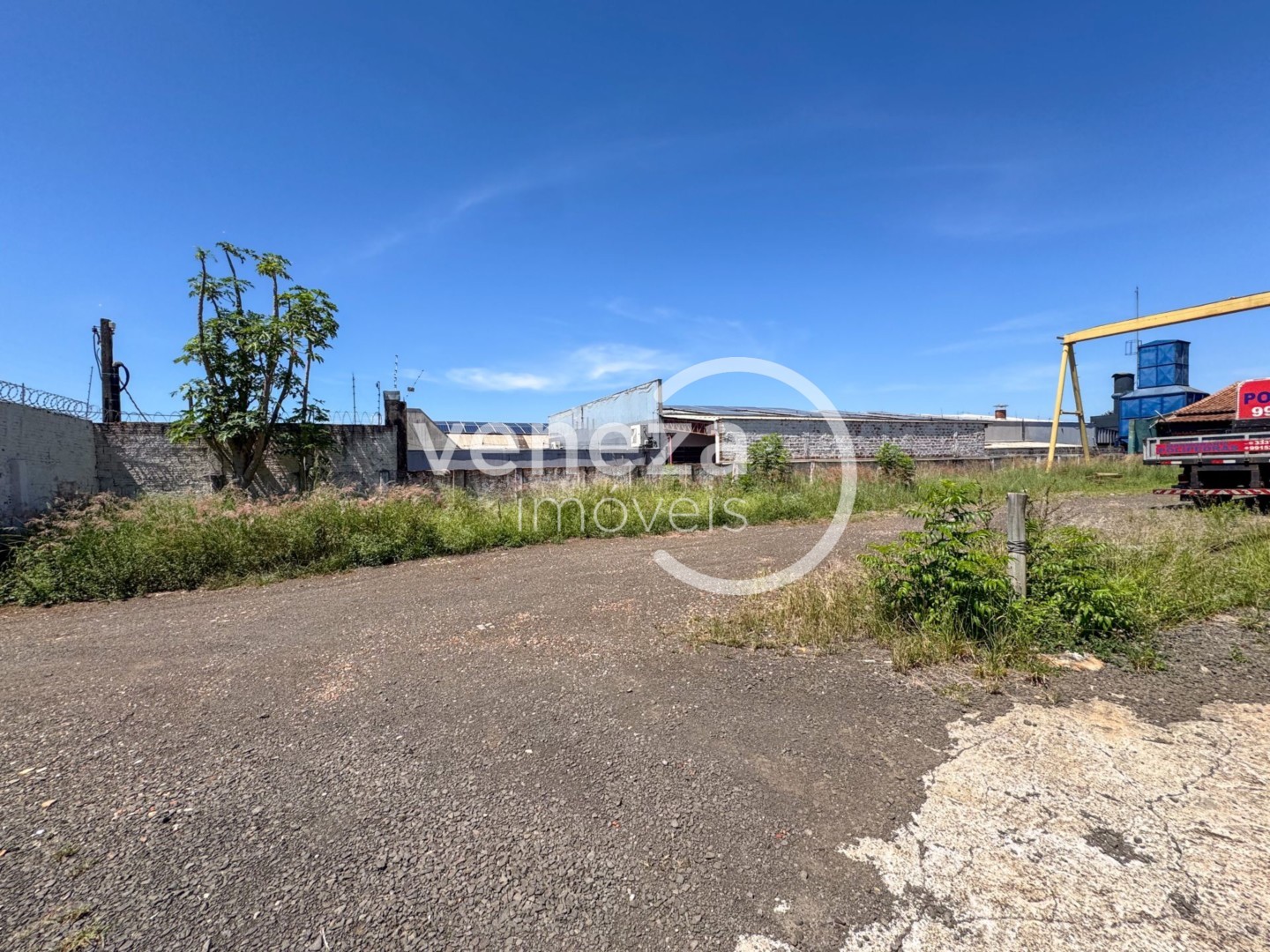 Galpão/Depósito/Armazém para alugar em Conjunto Habitacional Jos, Londrina — Portal Chave Fácil