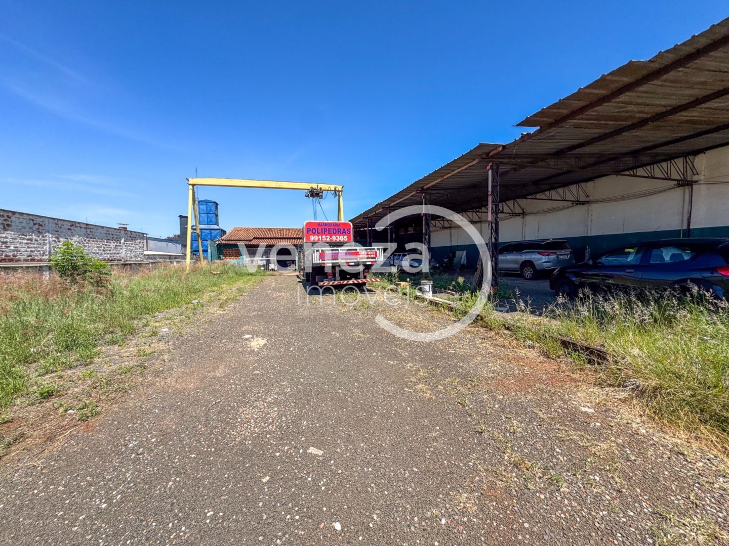 Galpão/Depósito/Armazém para alugar em Conjunto Habitacional Jos, Londrina — Portal Chave Fácil
