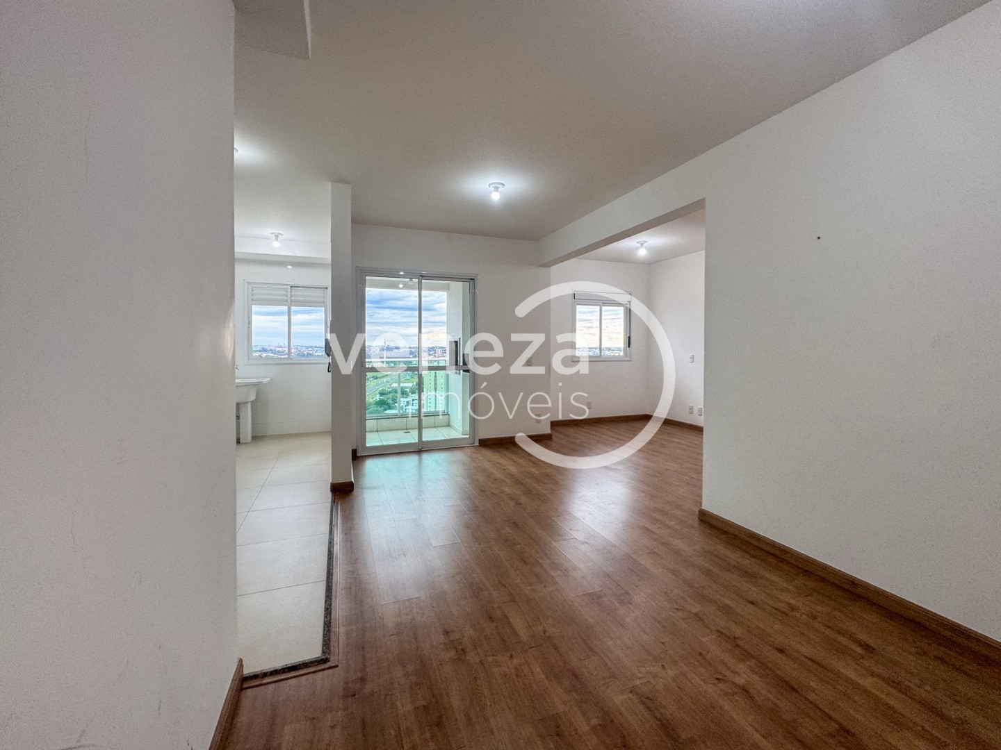 Apartamento para locacao no Santa Rosa em Londrina com 115m² por R$ 3.100