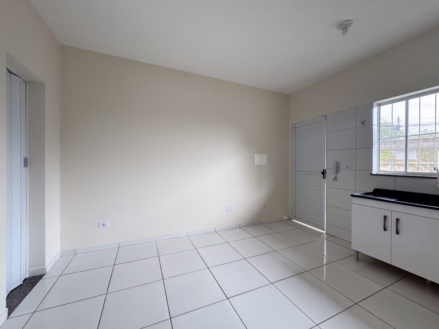 Apartamento para locação no bairro Jardim do Sol de Londrina - Foto 6