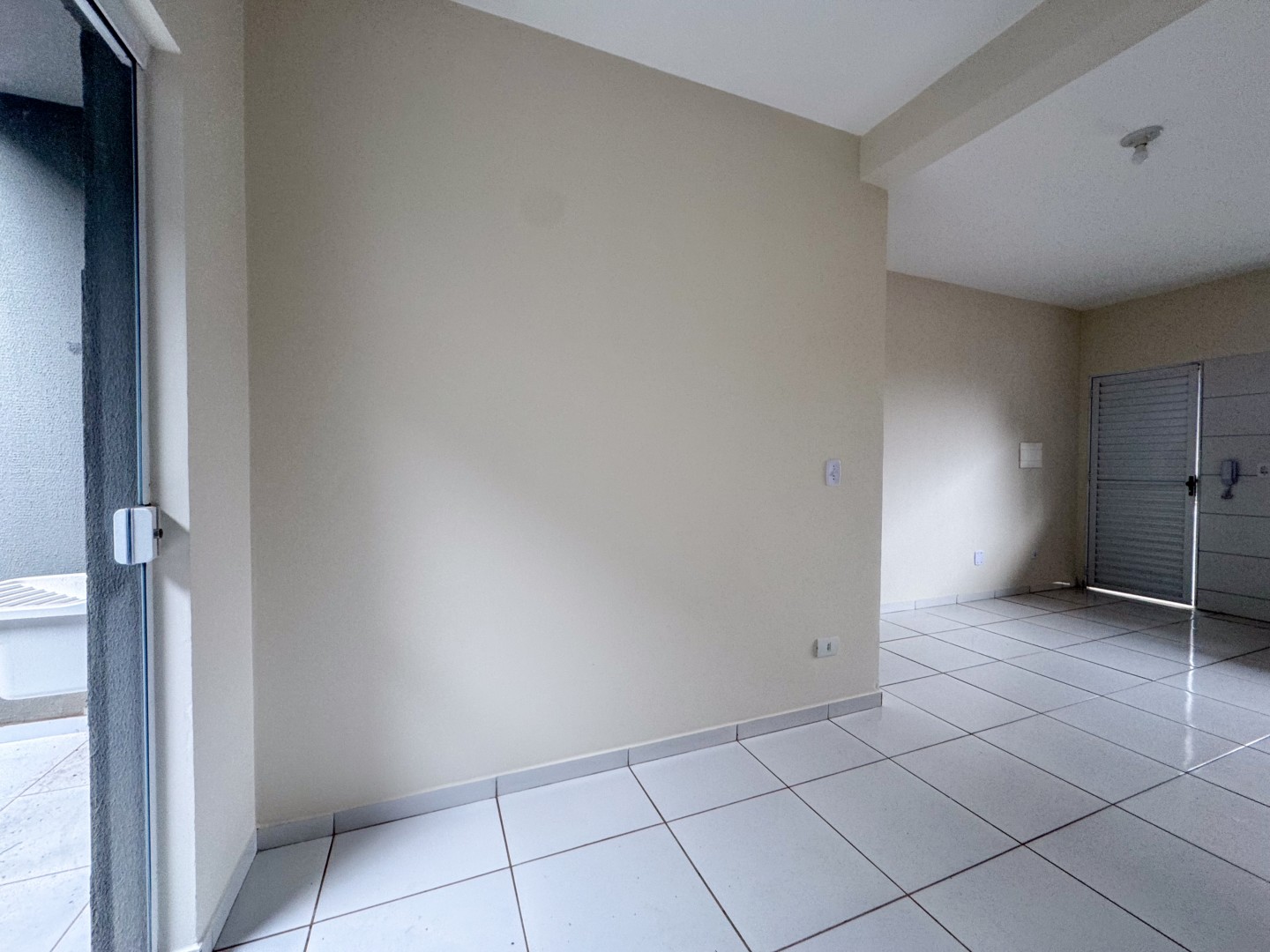 Apartamento para locação no bairro Jardim do Sol de Londrina - Foto 14