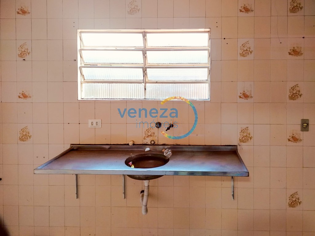 Casa Residencial para locação no bairro Antares de Londrina - Foto 13