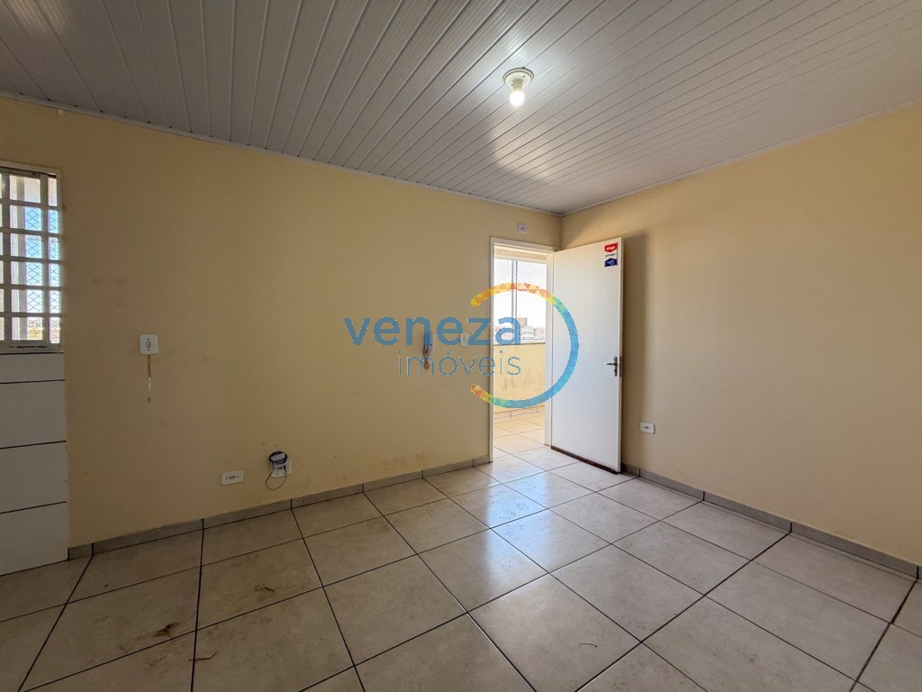 Apartamento para locação no bairro Centro de Londrina com 33m<sup>2</sup> útil, 1 quarto, 1 vaga de garagem