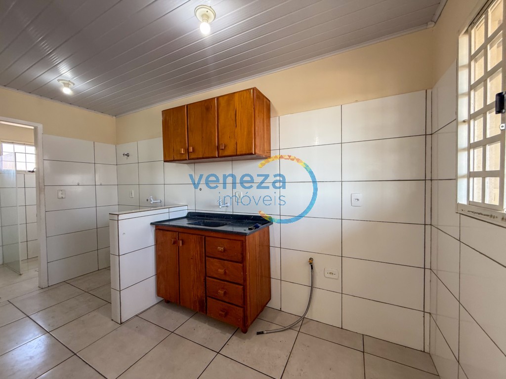 Apartamento para locação no bairro Centro de Londrina com 33m<sup>2</sup> útil, 1 quarto, 1 vaga de garagem