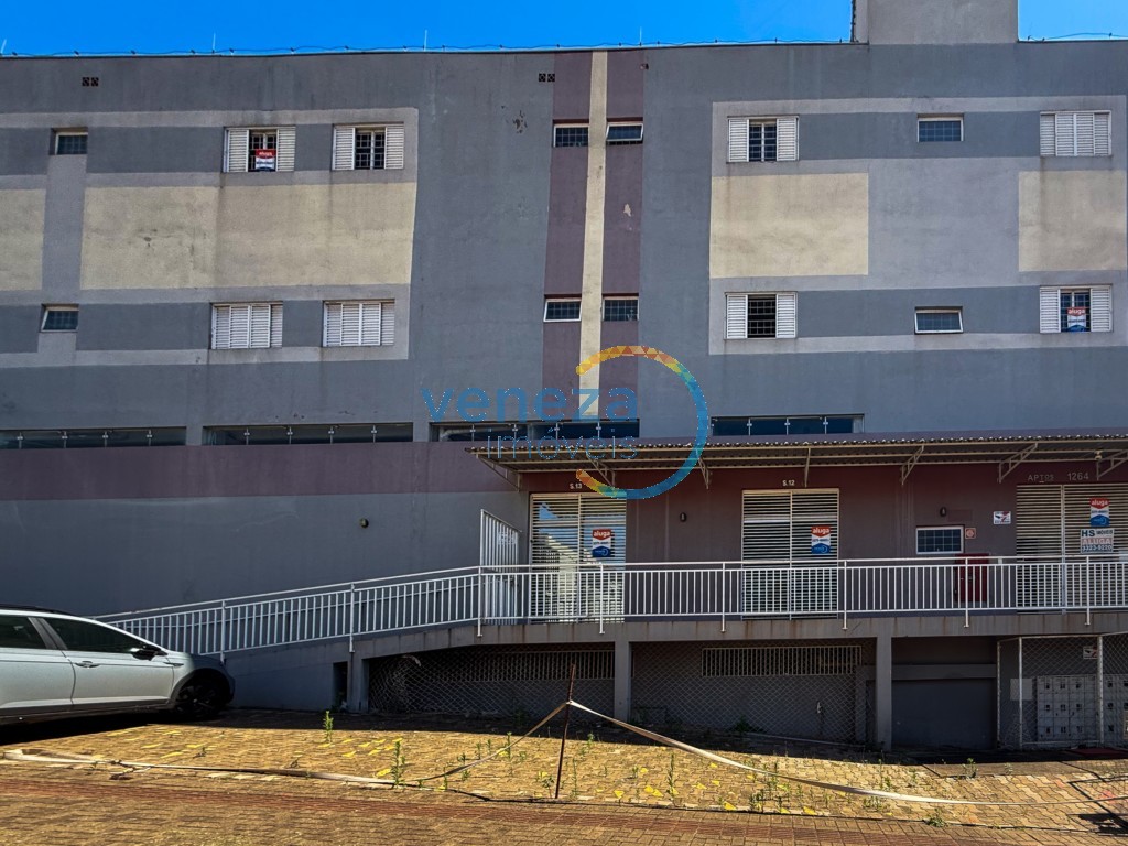 Apartamento para locação no bairro Centro de Londrina com 33m<sup>2</sup> útil, 1 quarto, 1 vaga de garagem