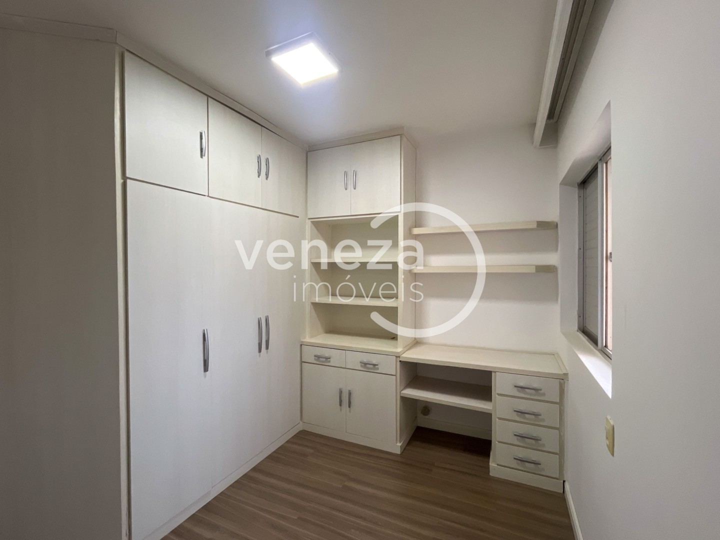 Apartamento para locação no bairro Centro de Londrina - Foto 6
