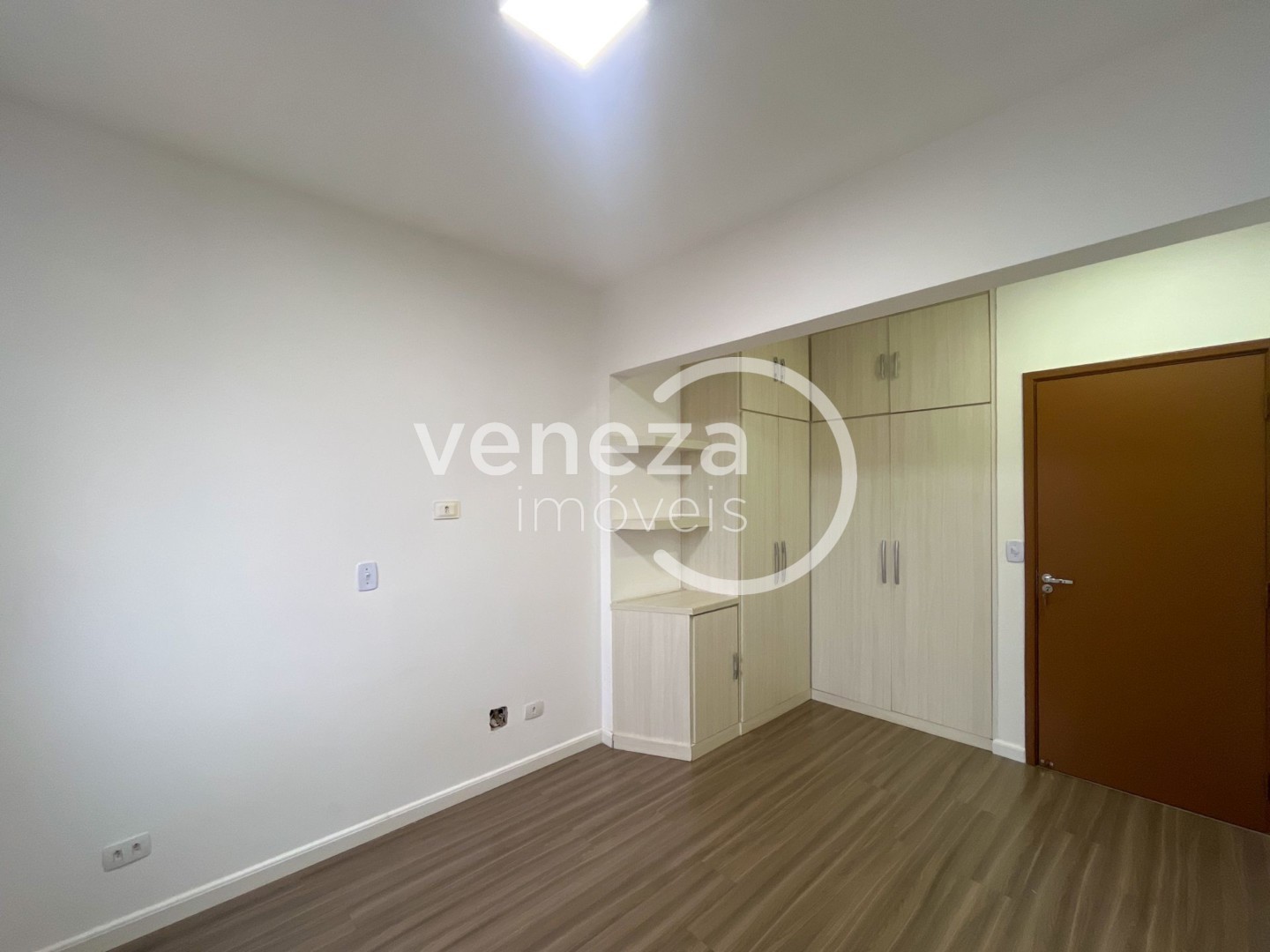 Apartamento para locação no bairro Centro de Londrina - Foto 4
