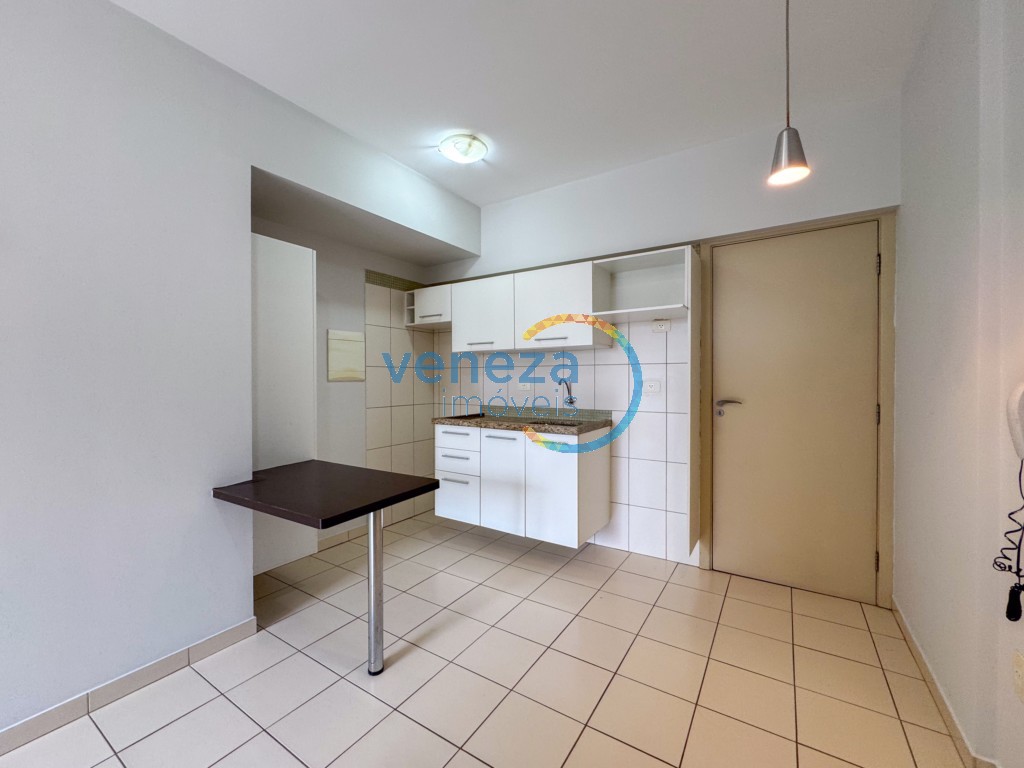 Apartamento para locação no bairro Centro de Londrina com 23.63m<sup>2</sup> útil, 1 quarto
