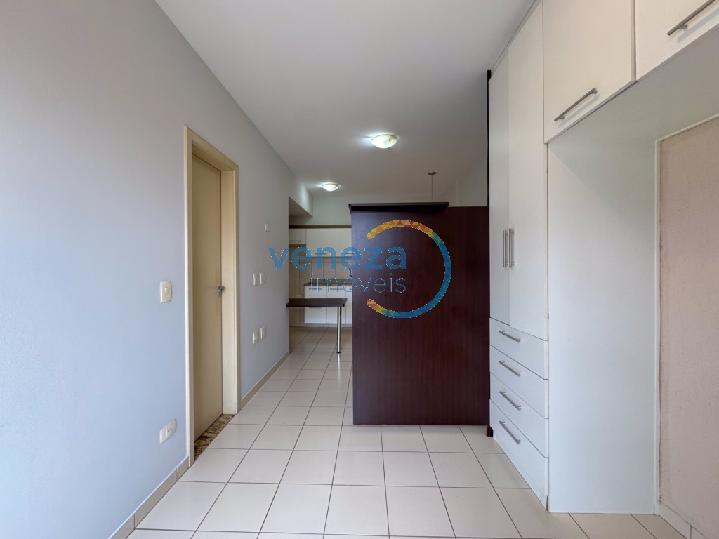 Apartamento para locação no bairro Centro de Londrina com 23.63m<sup>2</sup> útil, 1 quarto