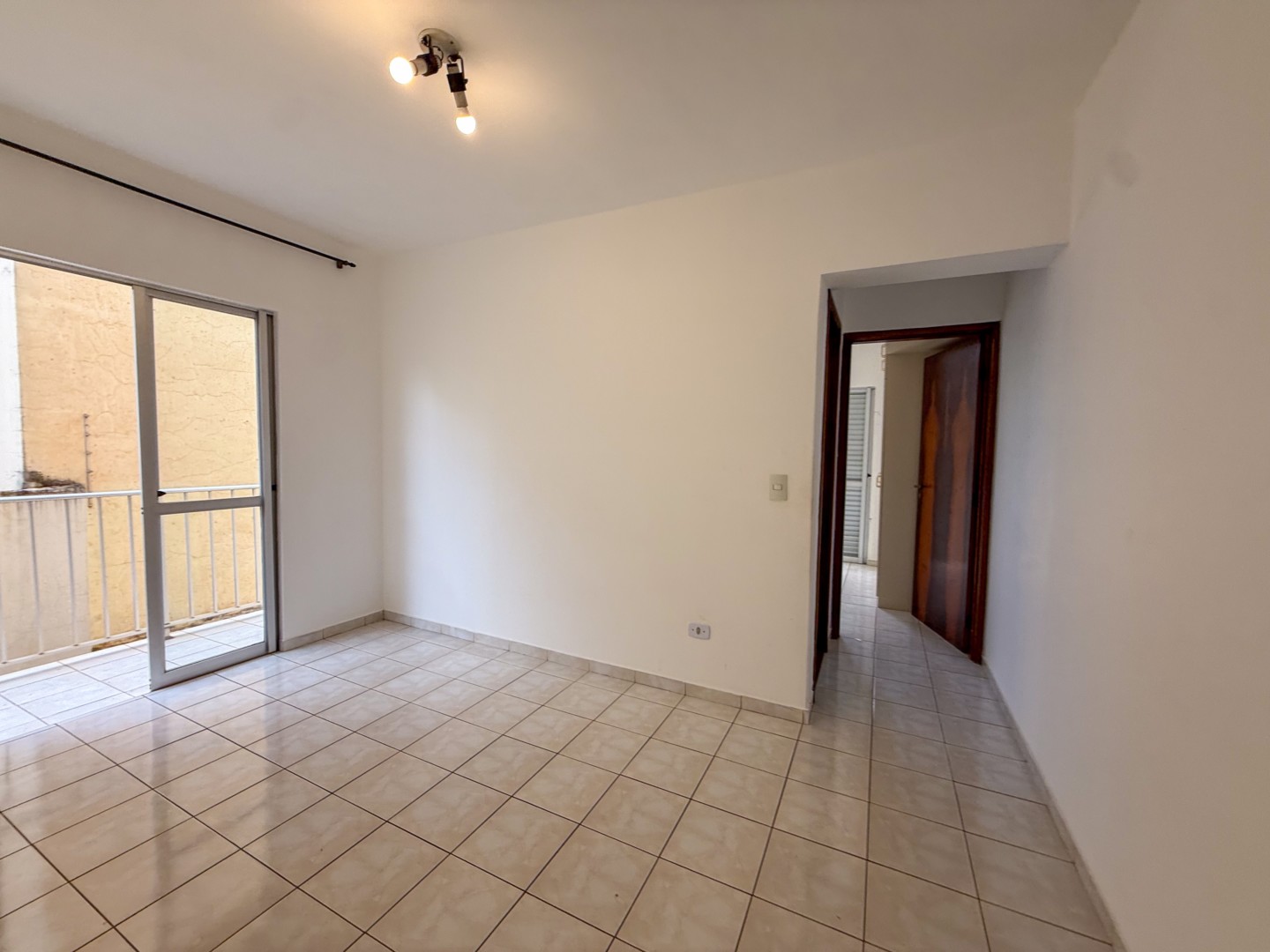 Apartamento para alugar em Vila Ipiranga, Londrina — Portal Chave Fácil