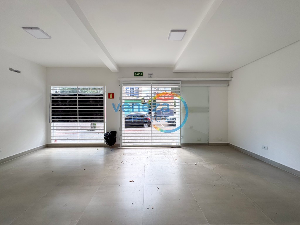 Salão-loja para locação no bairro Centro de Londrina - Foto 12