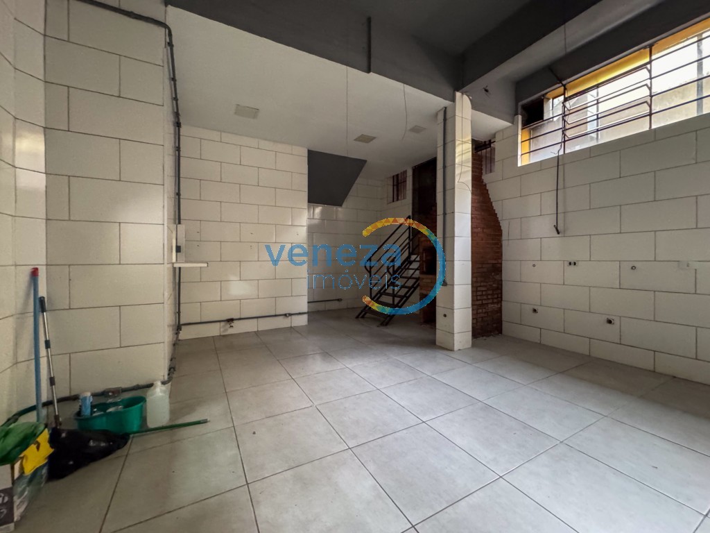 Salão-loja para locação no bairro Centro de Londrina - Foto 26