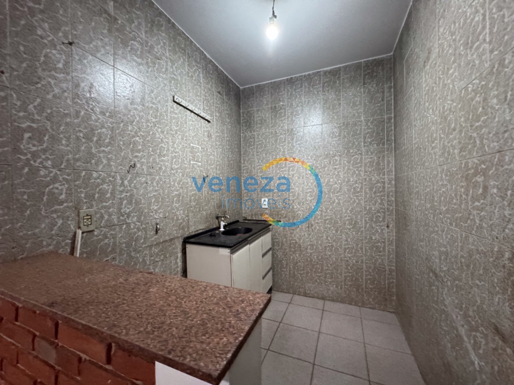 Barracão para locação no bairro Waldemar Hauer de Londrina - Foto 14