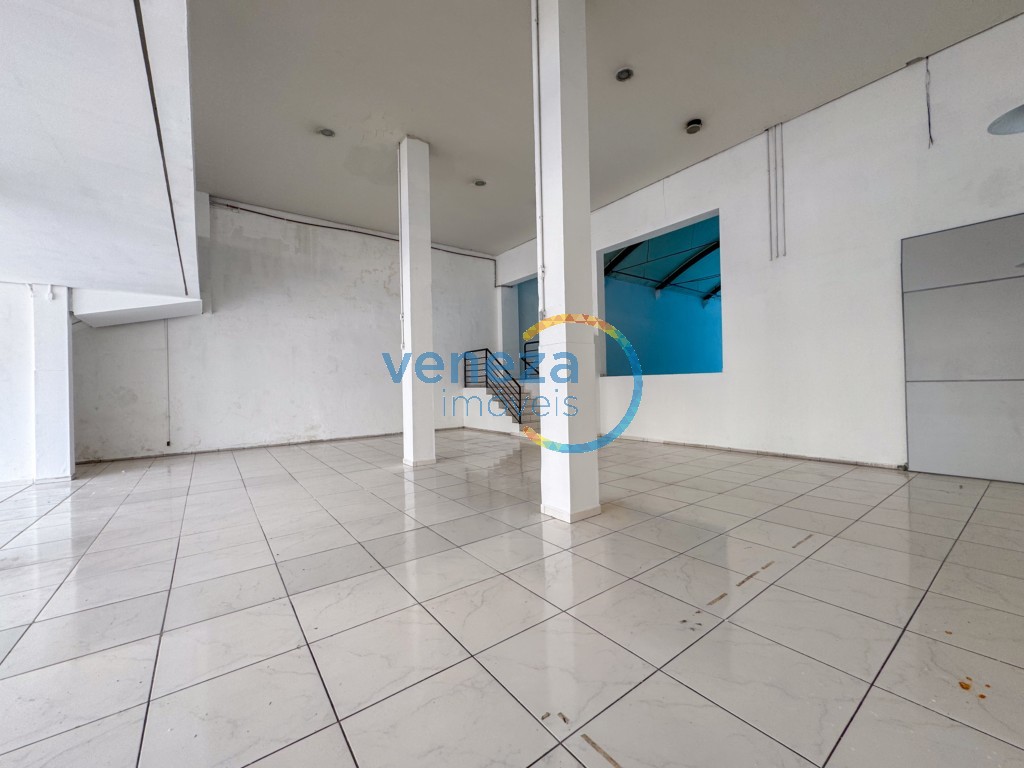 Salão-loja para locação no bairro Centro de Londrina - Foto 7