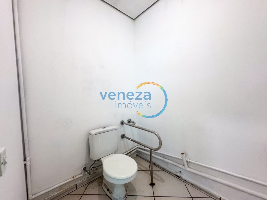Salão-loja para locação no bairro Centro de Londrina - Foto 20