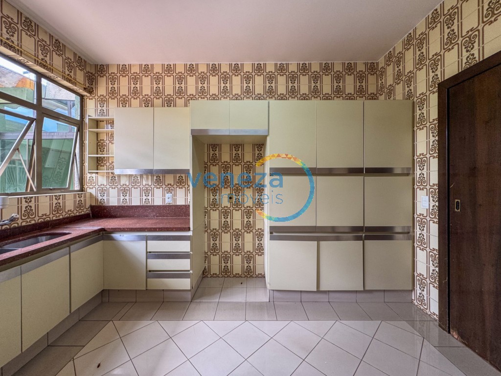Casa Comercial para locação no bairro Araxa de Londrina - Foto 11