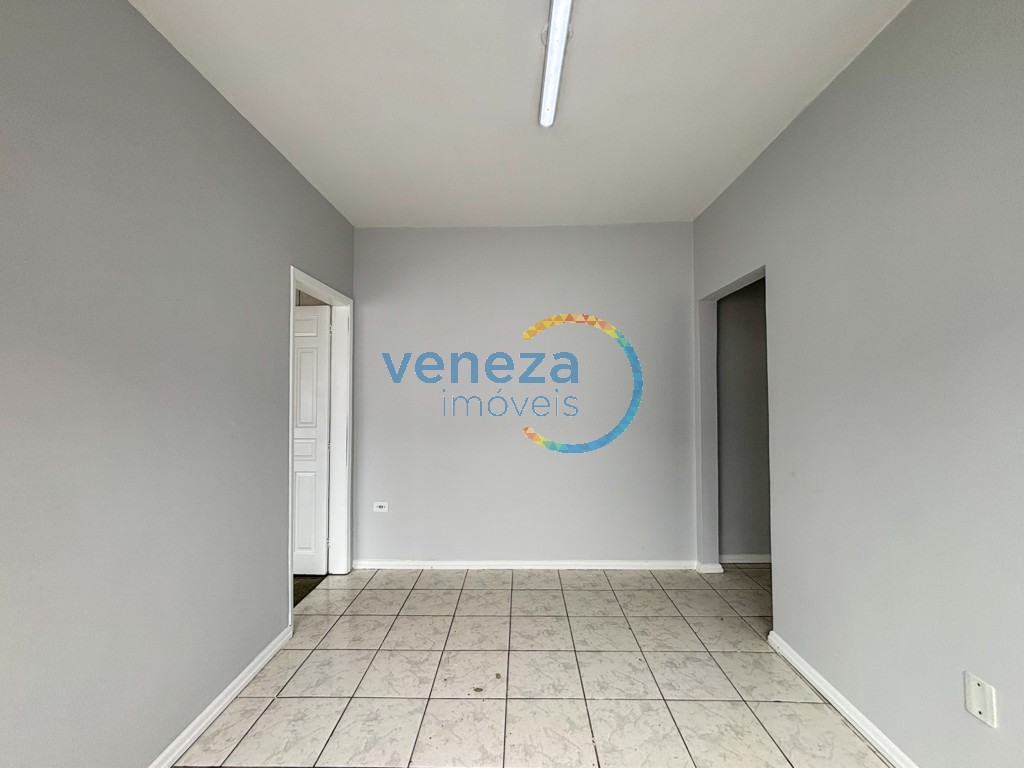 Casa Residencial para locacao no Gleba Palhano em Londrina com 50m² por R$ 2.375,00