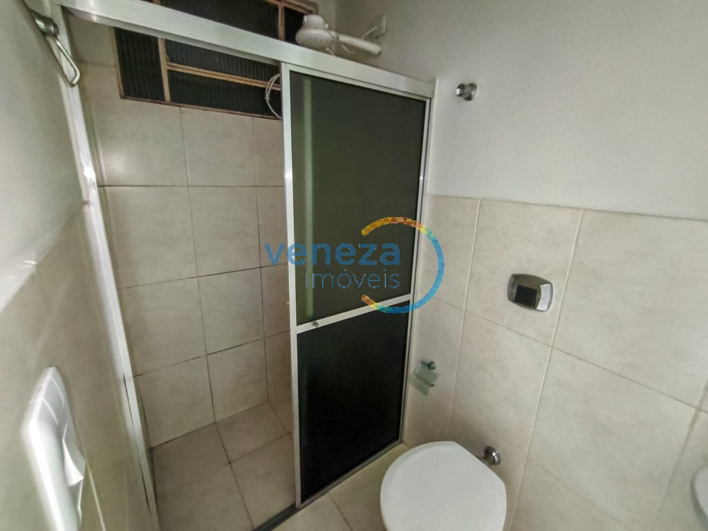 Apartamento para locação no bairro Centro de Londrina com 27.84m<sup>2</sup> útil, 1 quarto