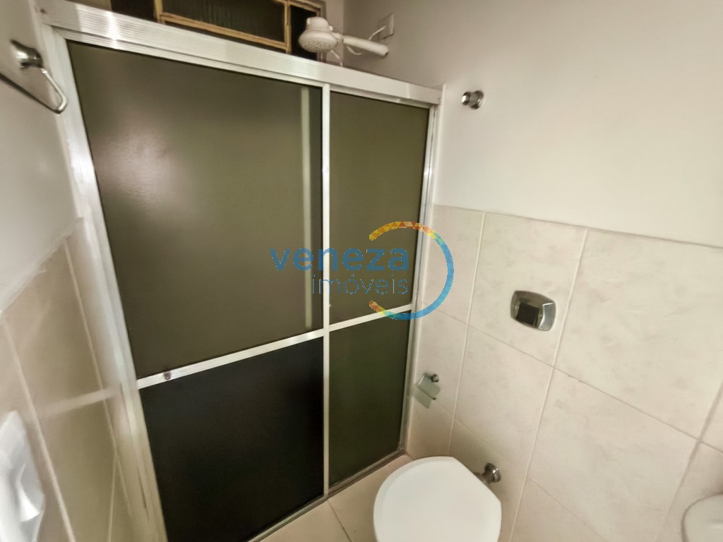 Apartamento para locação no bairro Centro de Londrina com 27.84m<sup>2</sup> útil, 1 quarto