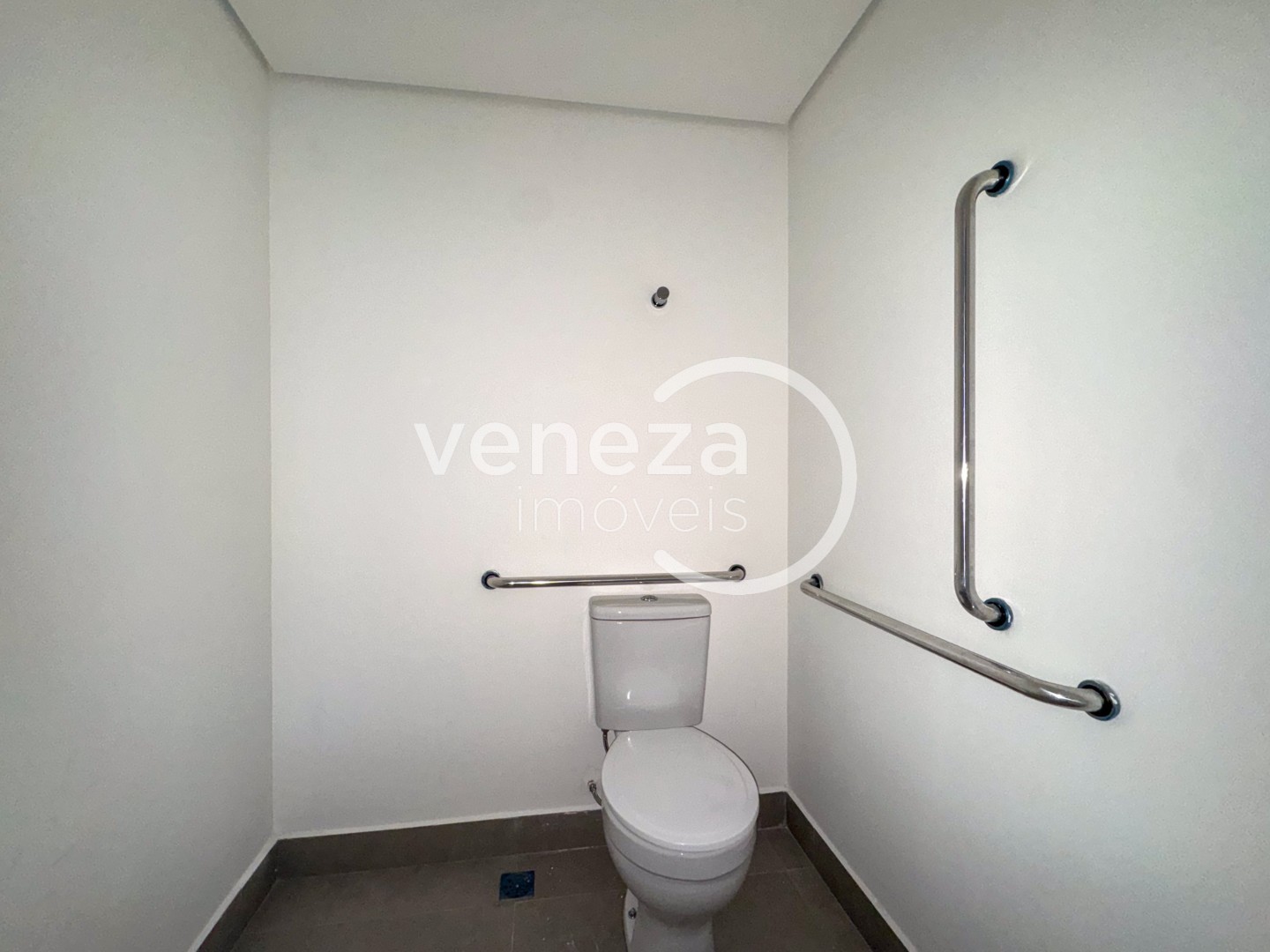 Salão-loja para locação no bairro Gleba Palhano de Londrina - Foto 14
