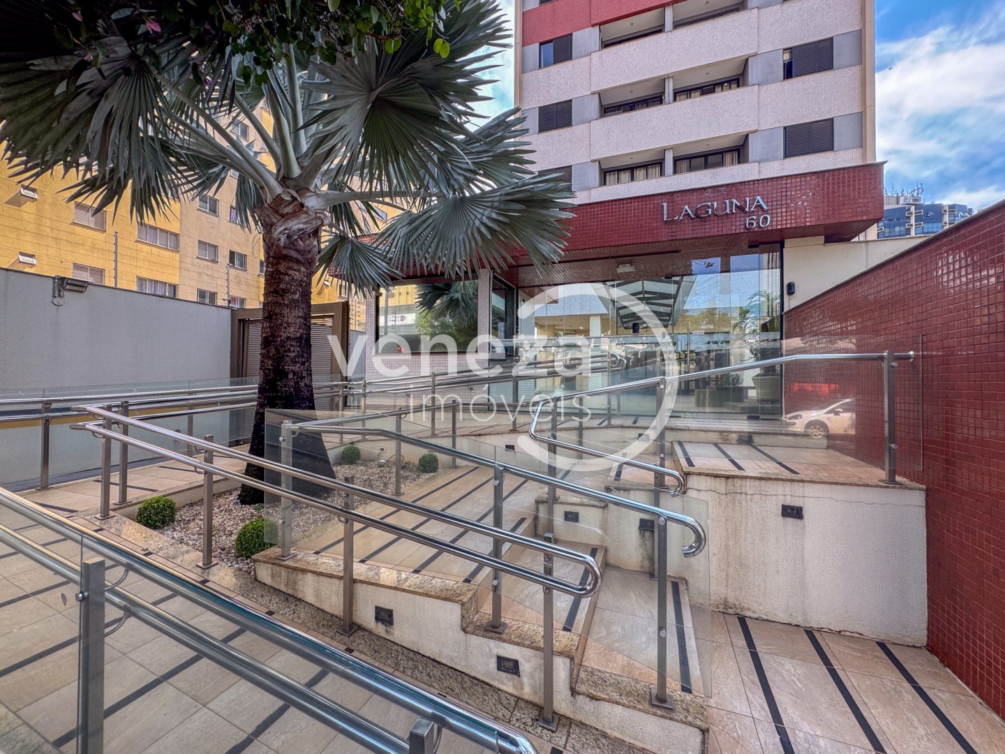 Apartamento para locacao no Jardim Higienopolis em Londrina com 89,7m² por R$ 1.800