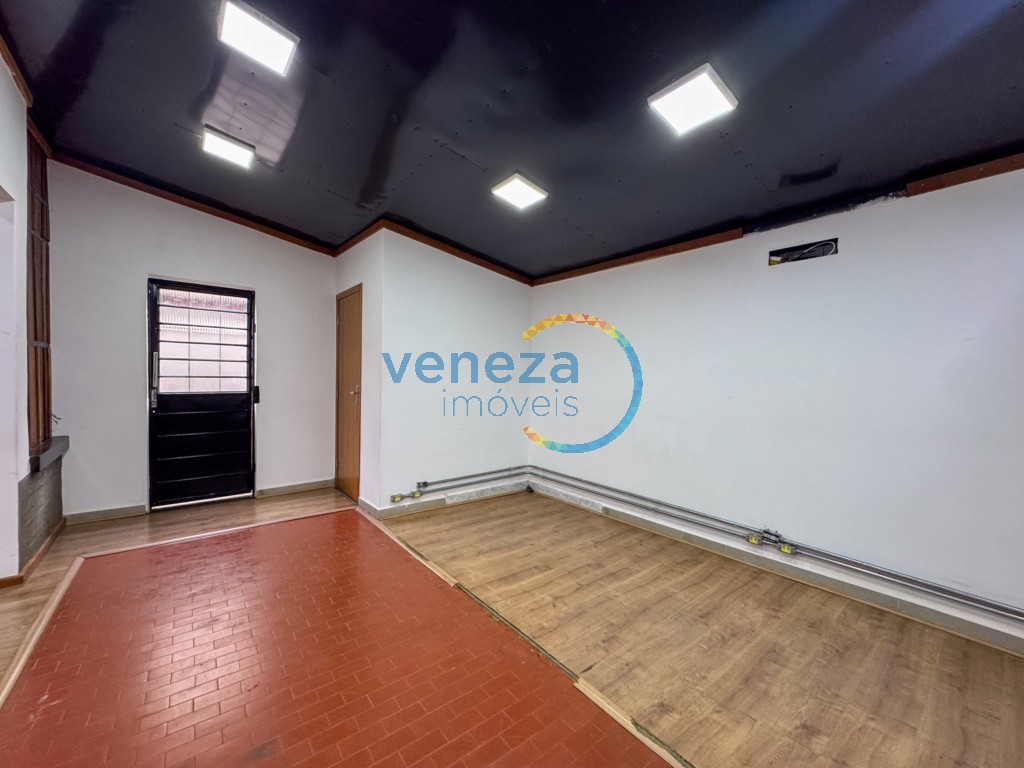 Casa Comercial para locação no bairro Centro de Londrina - Foto 9