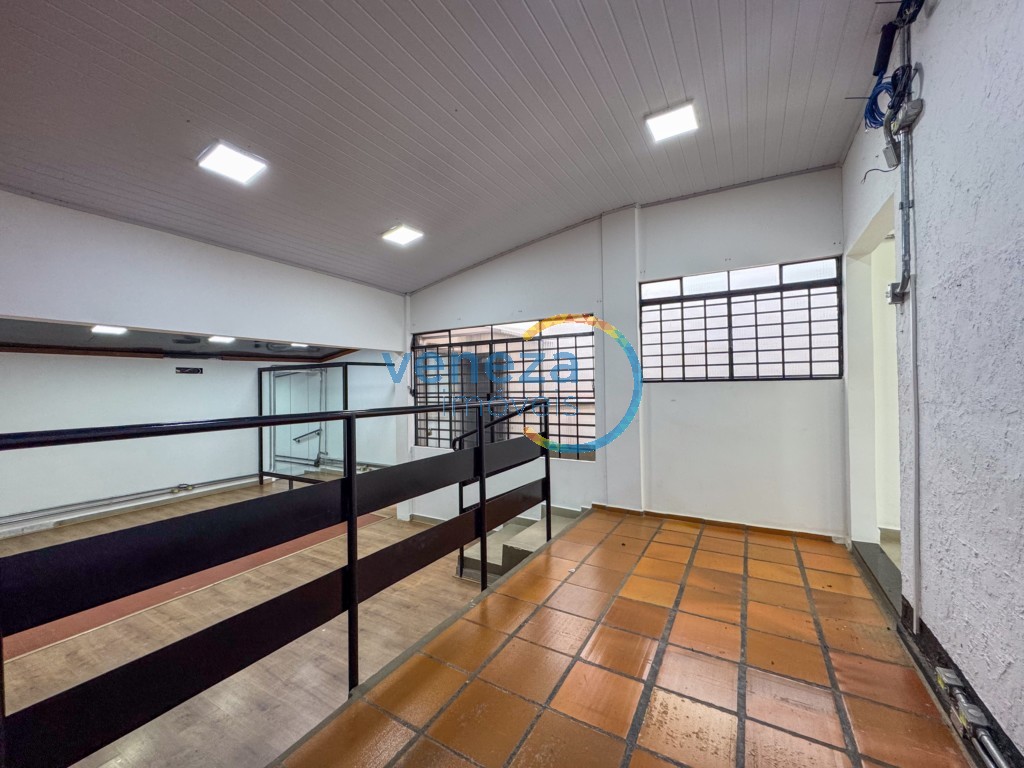 Casa Comercial para locação no bairro Centro de Londrina - Foto 14