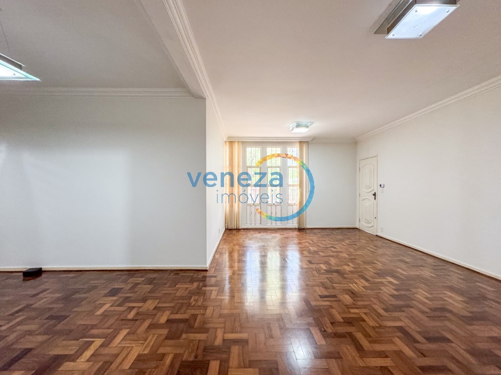 Casa Comercial para locação no bairro Centro de Rolandia - Foto 4
