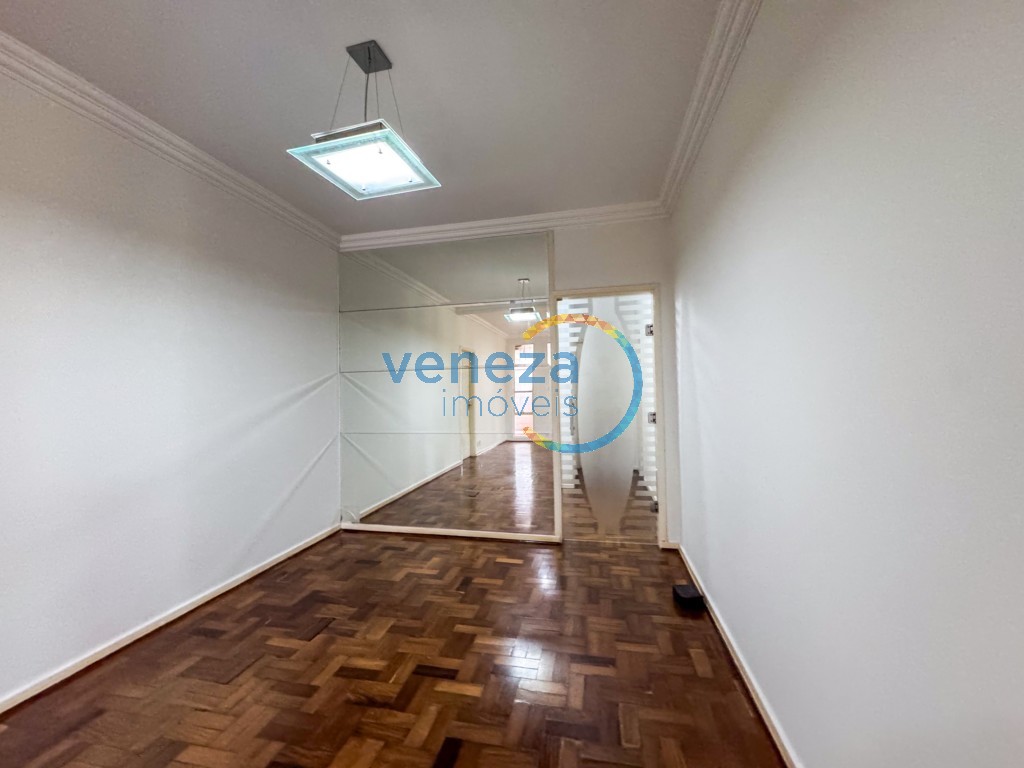 Casa Comercial para locação no bairro Centro de Rolandia - Foto 9
