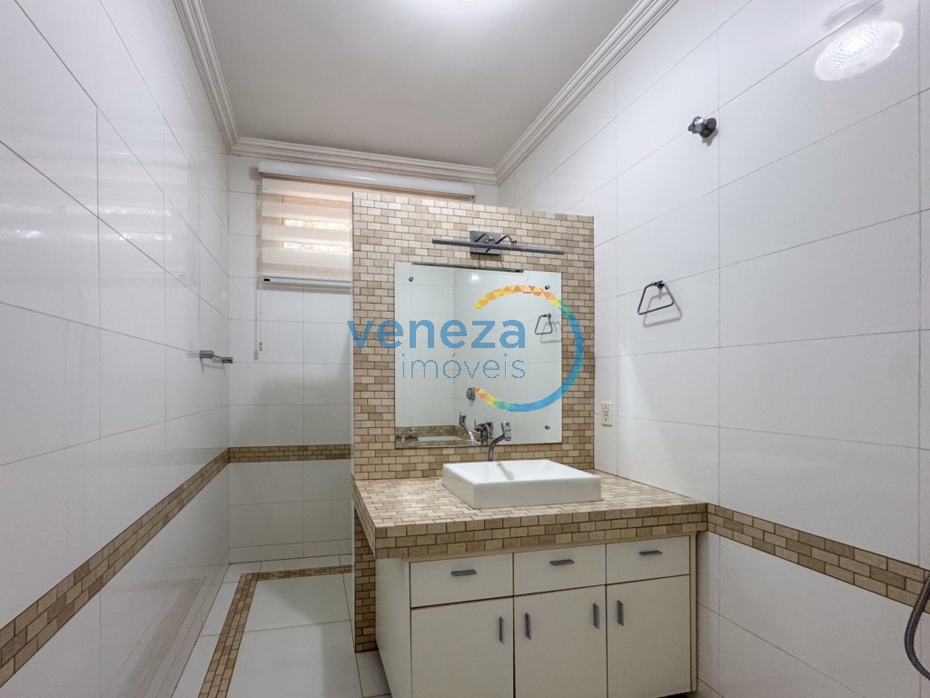 Casa Comercial para locação no bairro Centro de Rolandia - Foto 19