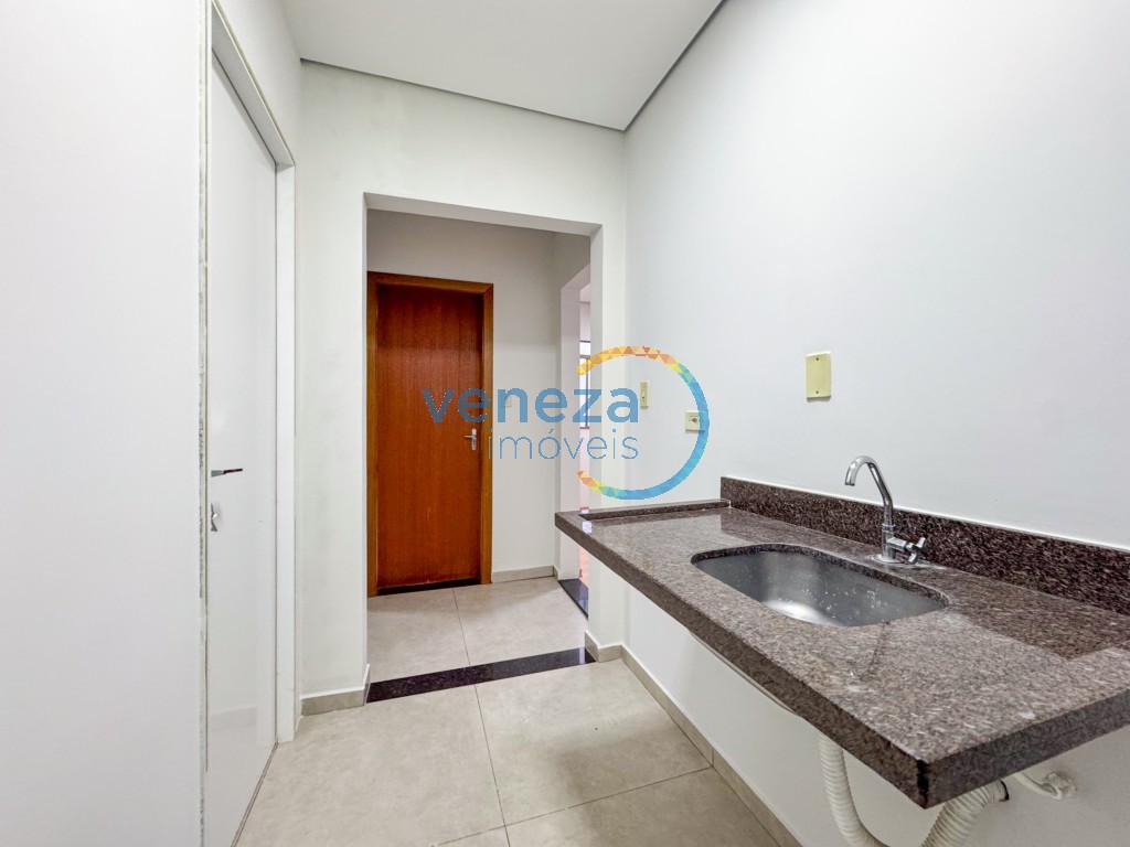 Casa Comercial para locação no bairro Jardim Higienopolis de Londrina - Foto 6