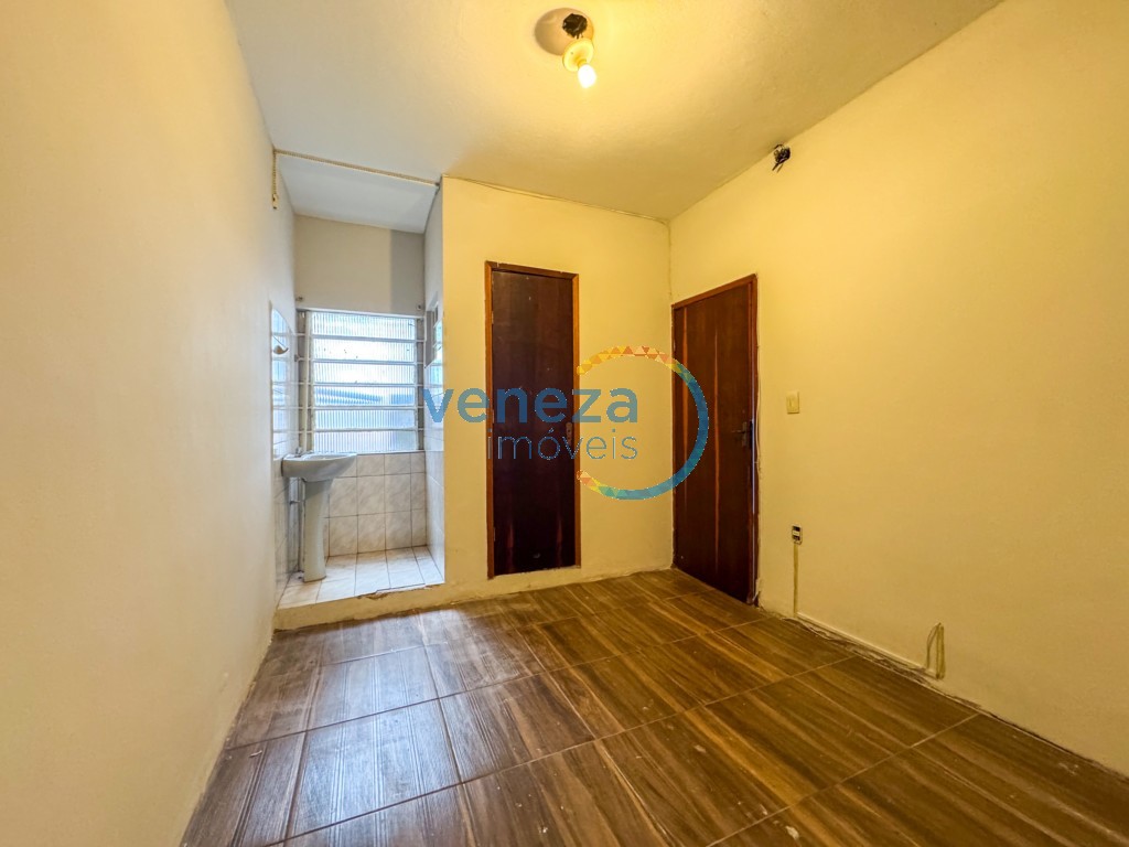 Casa Residencial para locação no bairro Bancarios de Londrina - Foto 16