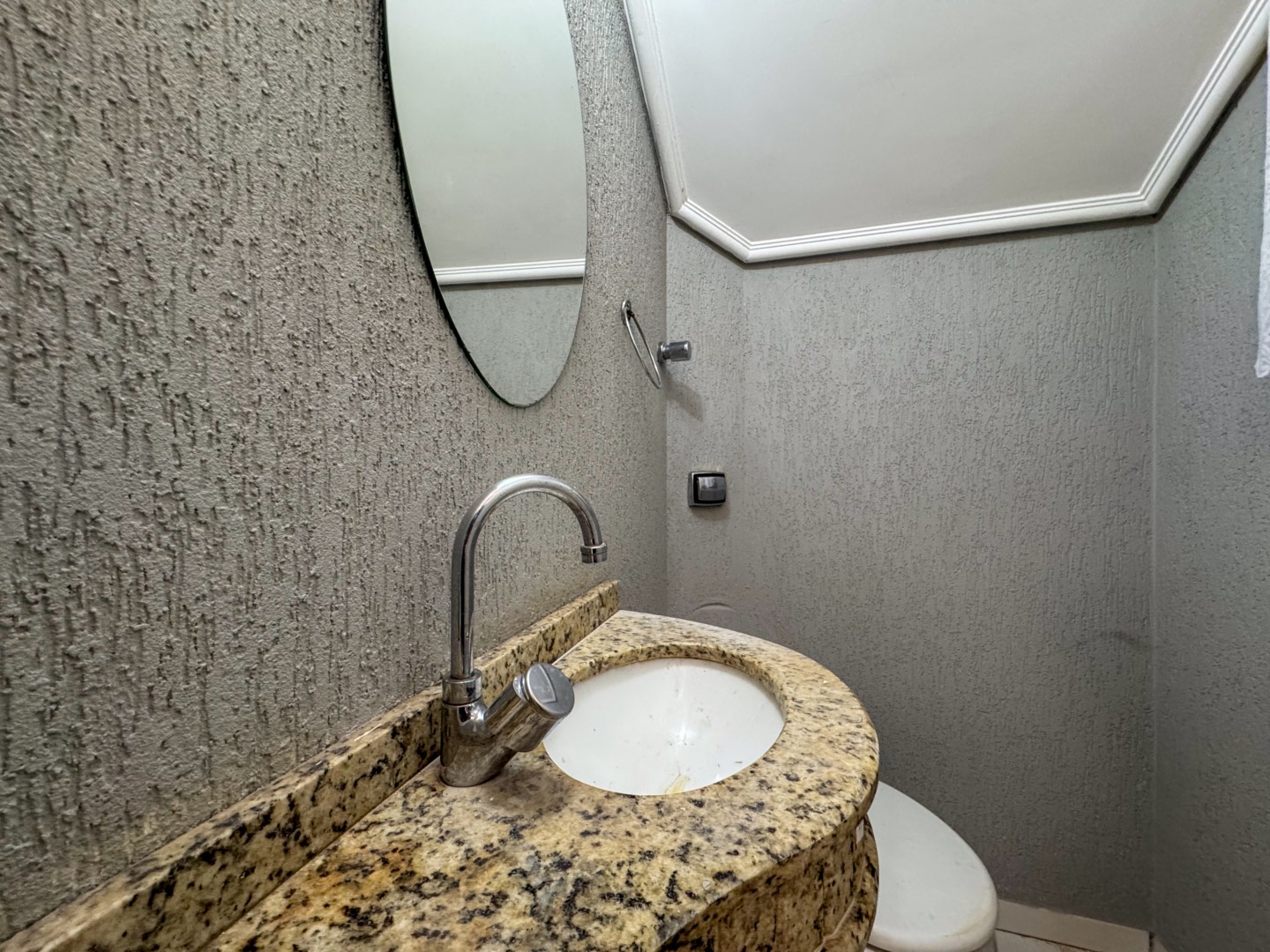 Casa para alugar em Operaria, Londrina — Portal Chave Fácil
