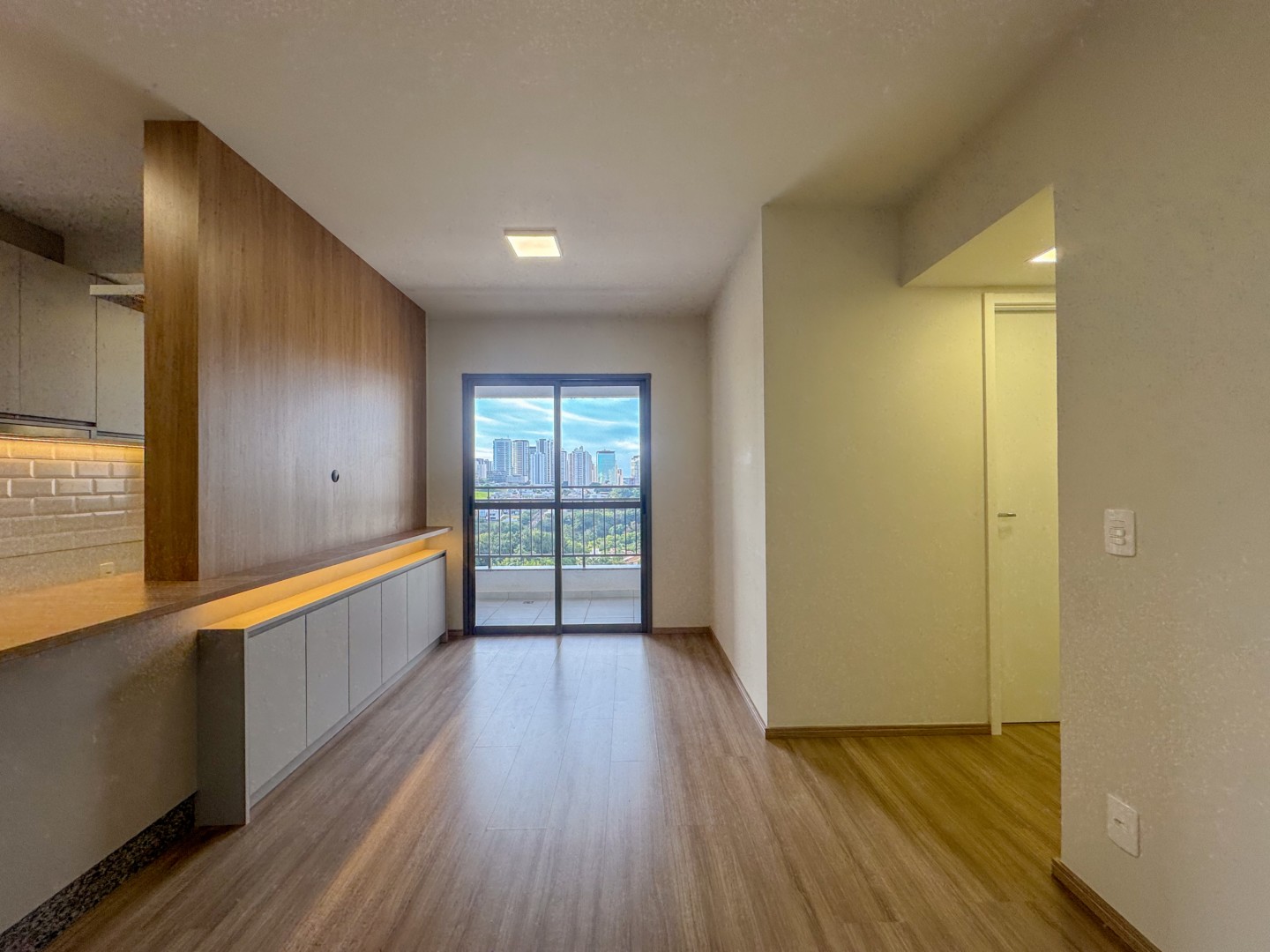 Apartamento para alugar em Aurora, Londrina — Portal Chave Fácil