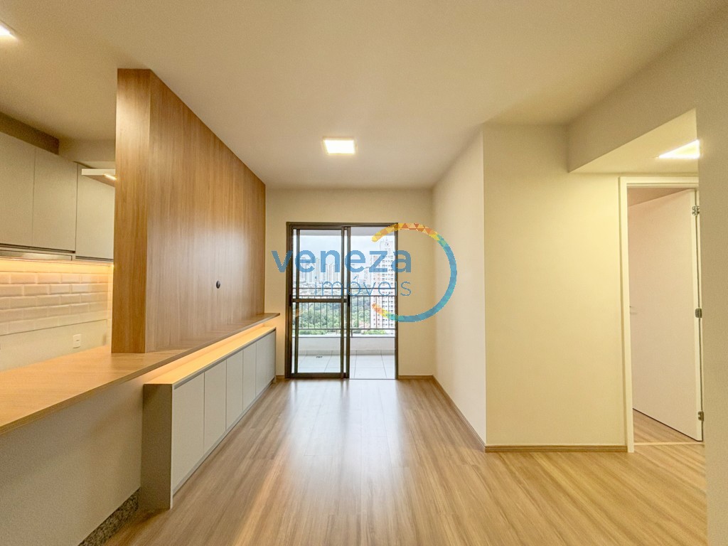 Apartamento para locacao no Aurora em Londrina com 88,58m² por R$ 3.200,00 - Foto 2