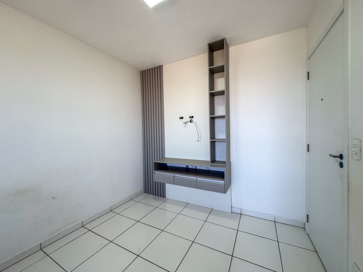 Apartamento para locacao no Maria Celina em Londrina com 60m² por R$ 1.100,00  - Foto 3
