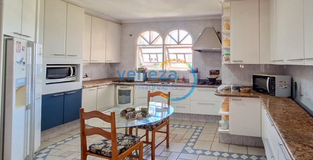 Casa Residencial para venda no bairro Vale das Araucarias de Londrina - Foto 13