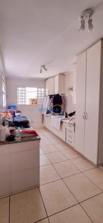 Casa Residencial para venda no bairro Vale das Araucarias de Londrina - Foto 14