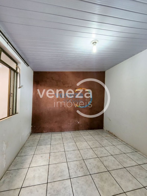 Casa à venda em Assis, Londrina — Portal Chave Fácil