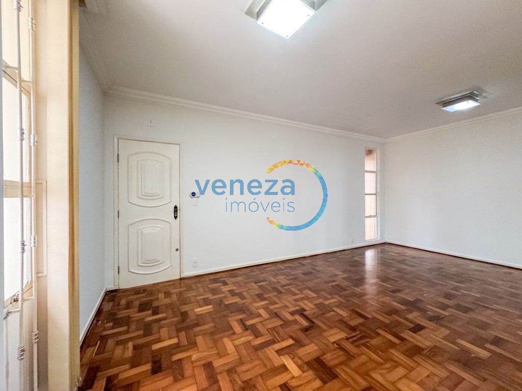 Casa Comercial para venda no bairro Centro de Rolandia - Foto 7
