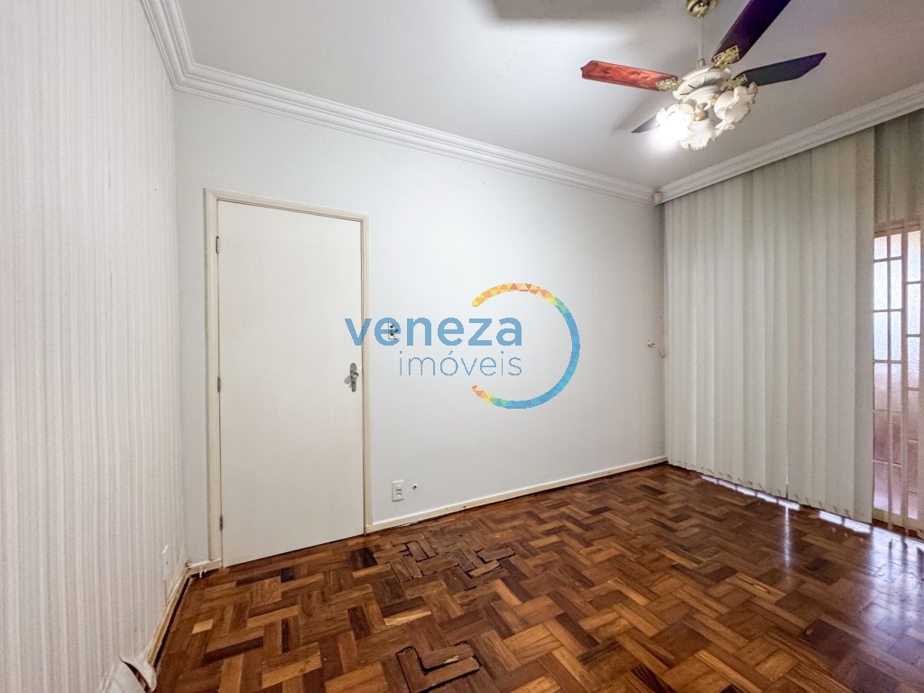 Casa Comercial para venda no bairro Centro de Rolandia - Foto 11