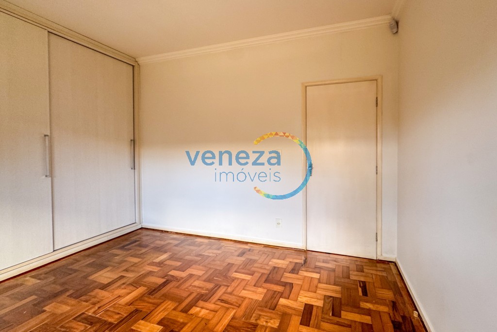 Casa Comercial para venda no bairro Centro de Rolandia - Foto 21